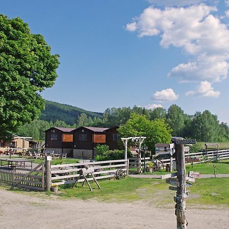 Sun Dance Ranch Bed & Breakfast Eksharad Luaran gambar