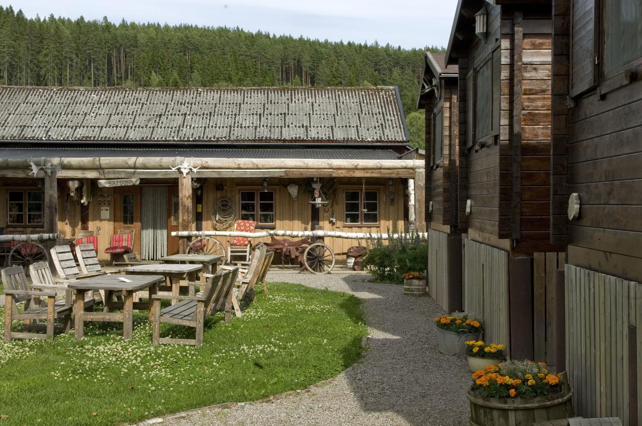 Sun Dance Ranch Bed & Breakfast Eksharad Luaran gambar